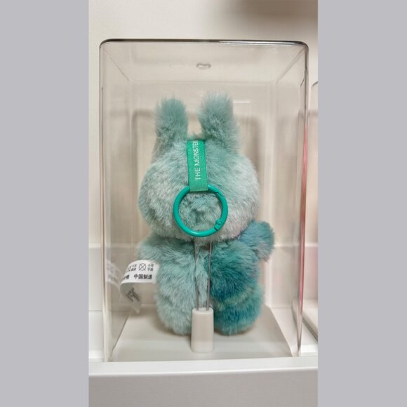 Authentic Popmart Labubu V3 SERNITY  + Free Clear Acrylic Display BOX - Picture 2 of 2